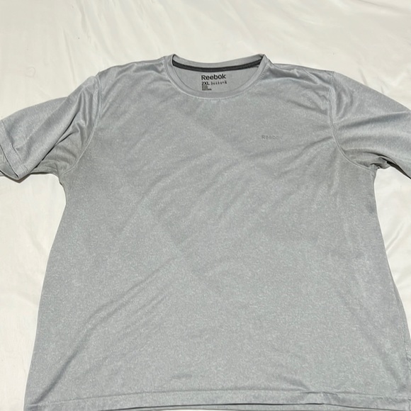 Grey Reebok workout shirt - Picture 1 of 2